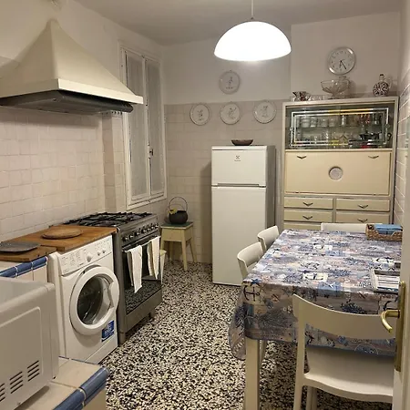 Apartment Biennale Da Irma *