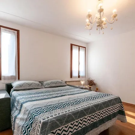 Biennale Da Irma Venedig