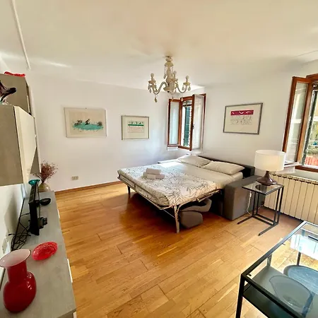 Apartment Biennale Da Irma Venice